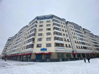Лот: 20032618. Фото: 1. 1-комнатная квартира на ул. Петра... Квартиры, студии
