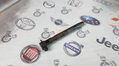Лот: 23583850. Фото: 1. Форсунка Kia Bongo D4CB 338004A710. Двигатель и элементы двигателя