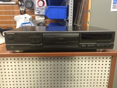 Лот: 4493637. Фото: 1. CD-проигрыватель Technics SL-PG470A... CD-проигрыватели и чейнджеры