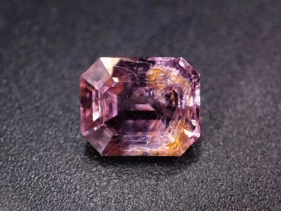 Лот: 20954661. Фото: 1. 2.54 ct. Шпинель фиолетово-розовая... Драгоценные и поделочные камни