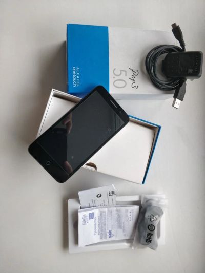 Лот: 11308274. Фото: 1. Alcatel OneTouch Pop3 5.0. Смартфоны