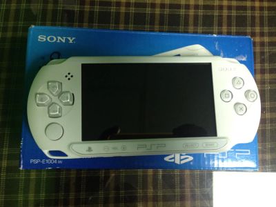 Лот: 6965817. Фото: 1. Приставка Playstation Portable... Игровые приставки, консоли