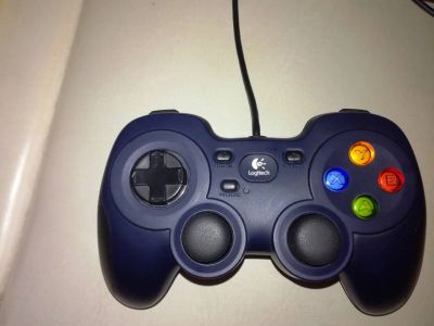 Лот: 12487229. Фото: 1. Геймпад Logitech Gamepad F310. Рули, джойстики
