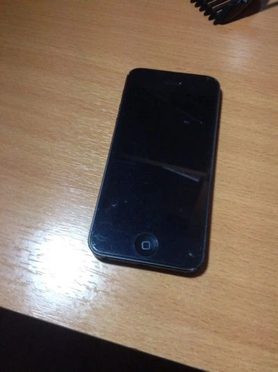 Лот: 6107046. Фото: 1. iPhone 5 в отличном состоянии... Смартфоны