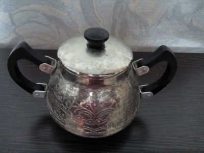 Лот: 14857725. Фото: 1. Типа сахарница. Предметы сервировки
