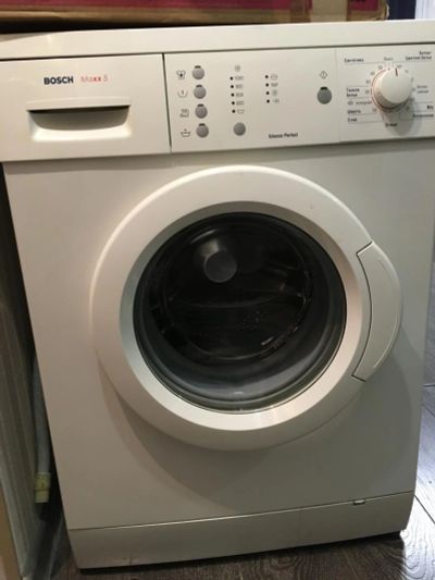 Лот: 9137507. Фото: 1. Продам стиральную машину BOSCH. Стиральные машины