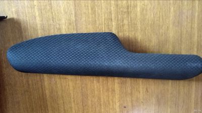 Лот: 13869138. Фото: 1. Подлокотник на Toyota bB QNC21. Салон
