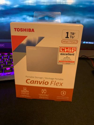 Лот: 17936049. Фото: 1. Внешний жёсткий диск Toshiba canvio... Внешние жесткие диски