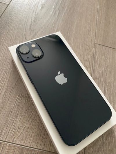 Лот: 20723548. Фото: 1. iPhone 13 128 GB. Смартфоны
