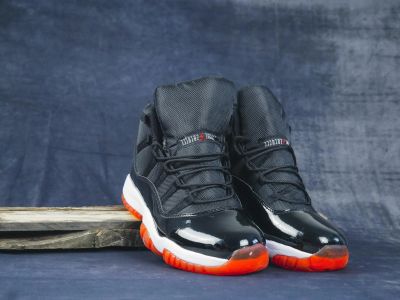 Лот: 13701109. Фото: 1. Кроссовки Nike Jordan 11 retro... Кеды, кроссовки, слипоны