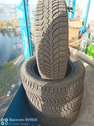Лот: 16608509. Фото: 1. Продам зимние шины б/у, 185/65... Шины