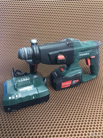 Лот: 18308620. Фото: 1. Перфоратор Metabo KHA 18 LTX... Электроинструмент