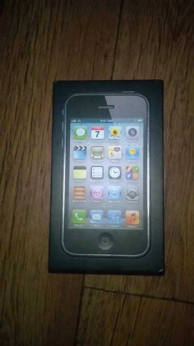 Лот: 10866918. Фото: 1. IPhone 3gs 8gb black. Смартфоны