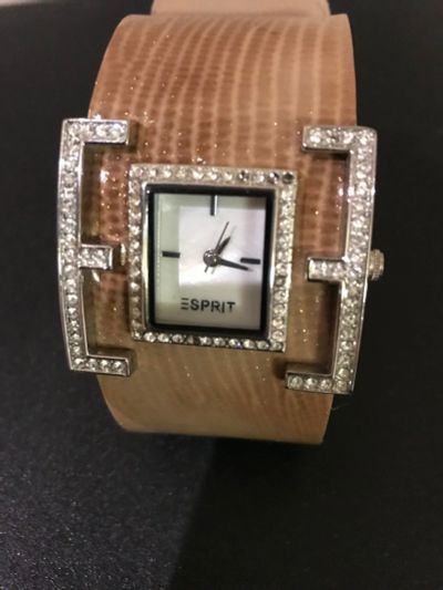 Лот: 12577860. Фото: 1. Часы esprit женские. Оригинальные наручные часы