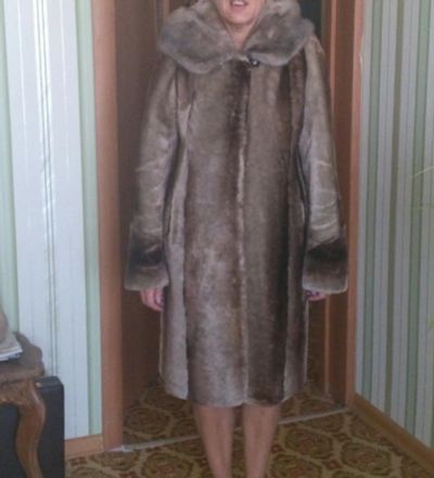 Лот: 4637205. Фото: 1. Продам мутоновую шубу. Верхняя одежда