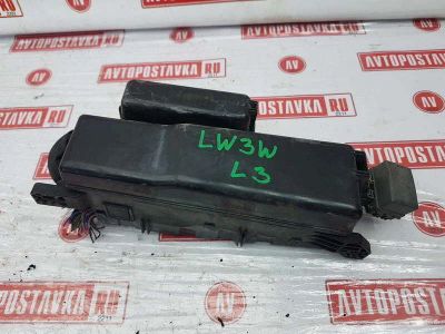 Лот: 20902389. Фото: 1. Блок предохранителей Mazda Mpv... Двигатель и элементы двигателя