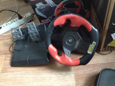 Лот: 4704218. Фото: 1. Игровой руль Logitech Formula... Рули, джойстики