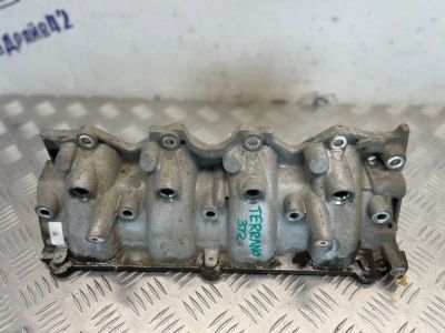 Лот: 21702377. Фото: 1. коллектор впускной Nissan Terrano... Двигатель и элементы двигателя