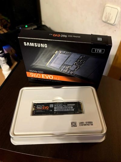 Лот: 14777392. Фото: 1. SSD диск Samsung 960 EVO 1 Тб... SSD-накопители