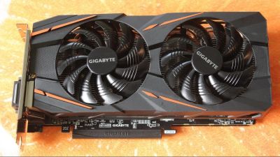 Лот: 12742975. Фото: 1. Radeon RX570 4gb Gigabyte Gaming. Видеокарты