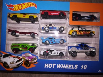 Лот: 13006904. Фото: 1. Набор машинок хот вилс Hot wheels... Конструкторы