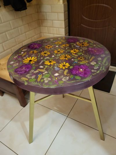 Лот: 25897689. Фото: 1. Стол из эпоксидной смолы. Другое (ручная работа)