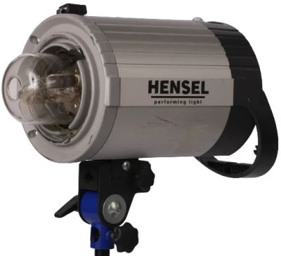Лот: 16500464. Фото: 1. Моноблок комиссионный Hensel Integra... Вспышки, осветители, рассеиватели