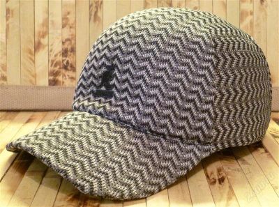 Лот: 1733947. Фото: 1. Бейсболка Kangol. Размер S. Новая... Головные уборы