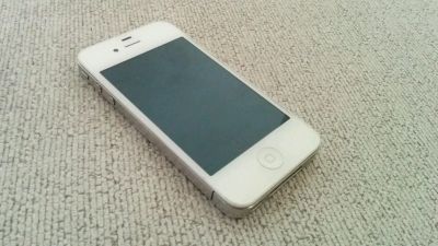 Лот: 4009454. Фото: 1. iPhone 4. Смартфоны