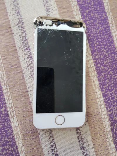 Лот: 11650070. Фото: 1. iphone 5s + iphone 4 + iphone... Смартфоны