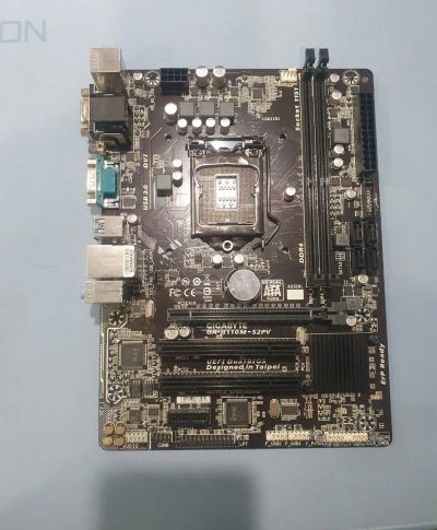 Лот: 21131611. Фото: 1. Материнская плата Gigabyte LGA1151... Материнские платы