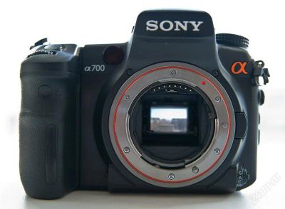 Лот: 932760. Фото: 1. Зеркальная фотокамера Sony DSLR-A700... Цифровые зеркальные