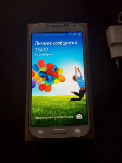 Лот: 11067916. Фото: 1. Samsung galaxy s4 gt-9500 в идеальном... Кнопочные мобильные телефоны