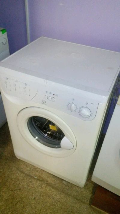 Лот: 6188004. Фото: 1. Стиральная машина Indesit W-83Т... Стиральные машины