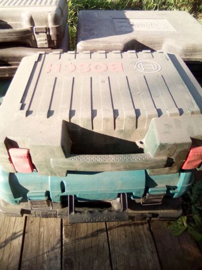 Лот: 11895845. Фото: 1. Кейс шуруповерта Bosсh. Запчасти
