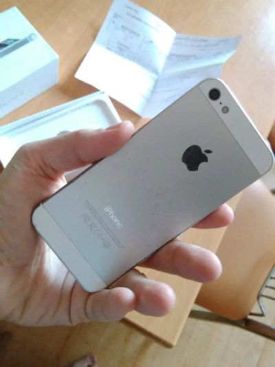 Лот: 8999087. Фото: 1. iPhone 5 16gb обмен. Смартфоны