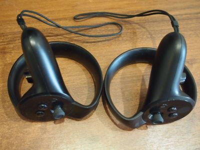 Лот: 16096217. Фото: 1. Контроллеры Oculus Touch. Очки, шлемы виртуальной реальности