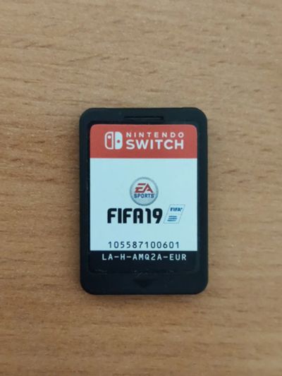 Лот: 19002578. Фото: 1. FIFA19. Игры для консолей