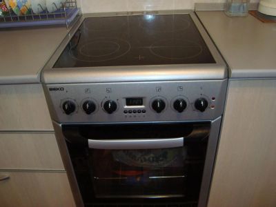 Лот: 3595258. Фото: 1. Электрическая плита BEKO. Плиты, духовые шкафы, варочные поверхности