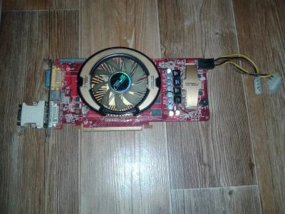 Лот: 6098395. Фото: 1. Видеокарта ASUS ATI Radeon EAH... Видеокарты