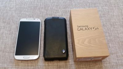 Лот: 6048563. Фото: 1. Galaxy S4 Комплект+чехол. Смартфоны