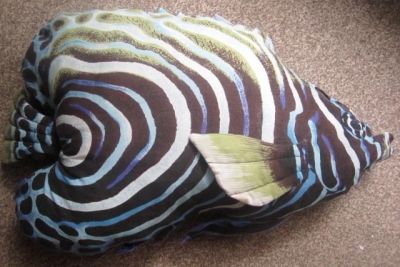 Лот: 9883768. Фото: 1. Подушка интерьерная "рыба". Одеяла, подушки