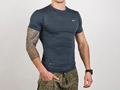 Лот: 12686534. Фото: 1. Футболка Nike (7032) Размер одежды... Футболки, поло