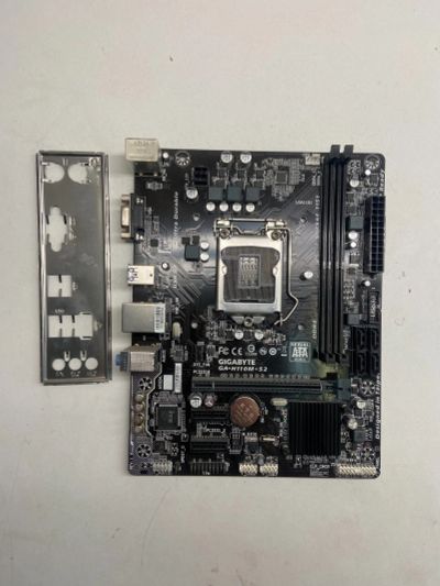 Лот: 18305366. Фото: 1. Материнская плата gigabyte ga-h110m-s2... Материнские платы