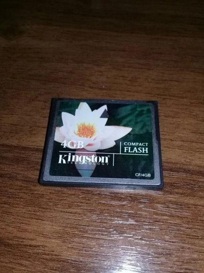 Лот: 10354928. Фото: 1. Compact Flash Kingston 4GB. Карты памяти