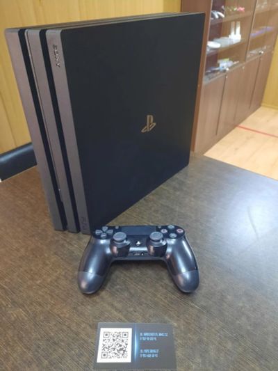 Лот: 19018517. Фото: 1. Sony PlayStation 4 Pro 1000 Gb... Игровые приставки, консоли