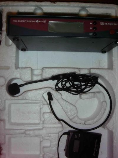 Лот: 3496809. Фото: 1. Радиомикрофон Sennheiser EW100... Студийные микрофоны, радиомикрофоны и радиосистемы