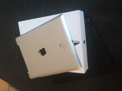 Лот: 3397419. Фото: 1. iPad 4 64Gb Wi-Fi+3g Cellular... Планшеты