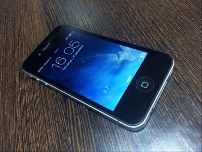 Лот: 6673237. Фото: 1. iPhone 4.Отличное Состояние.Полный... Смартфоны