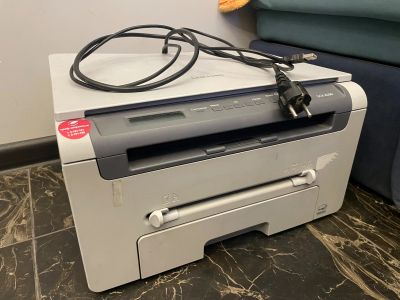 Лот: 25361589. Фото: 1. МФУ Samsung SCX-4200. МФУ и копировальные аппараты